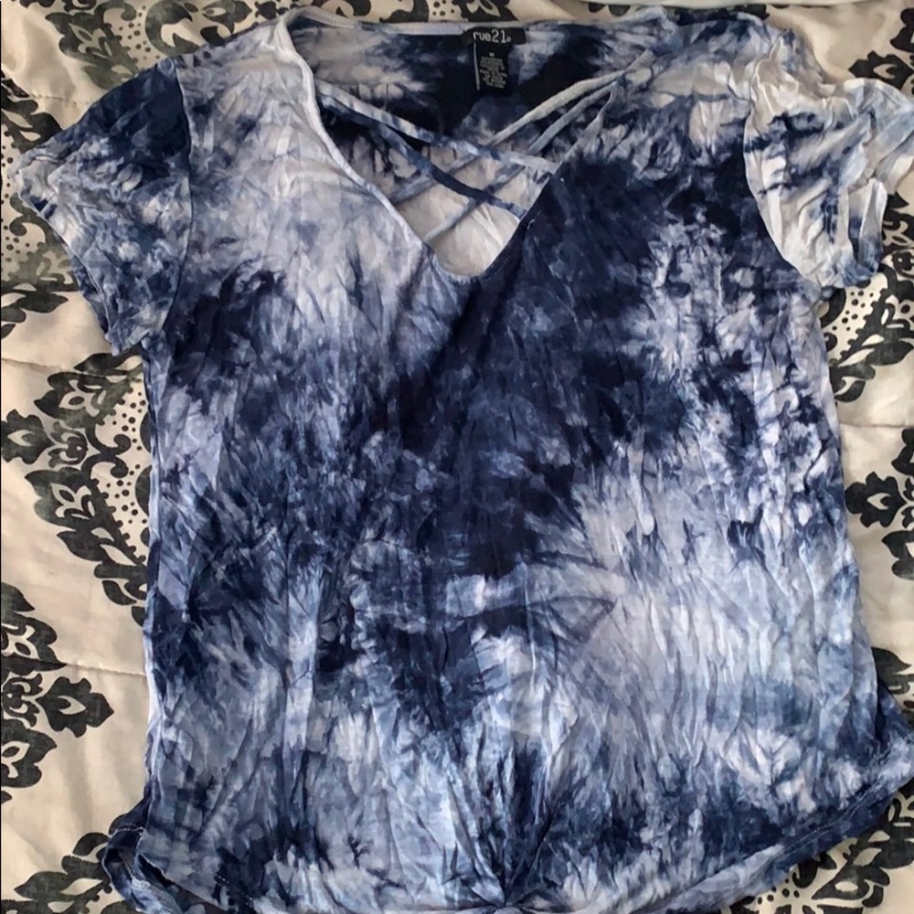Rue 21 tee shirt